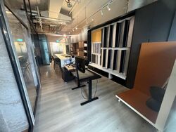 Woods Square (D25), Office #563999771